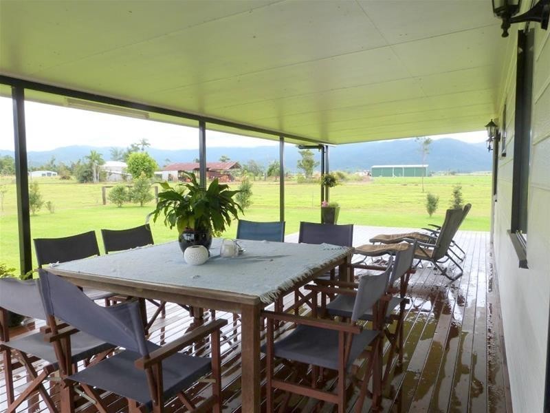 154 Old Tully Road, Tully QLD 4854