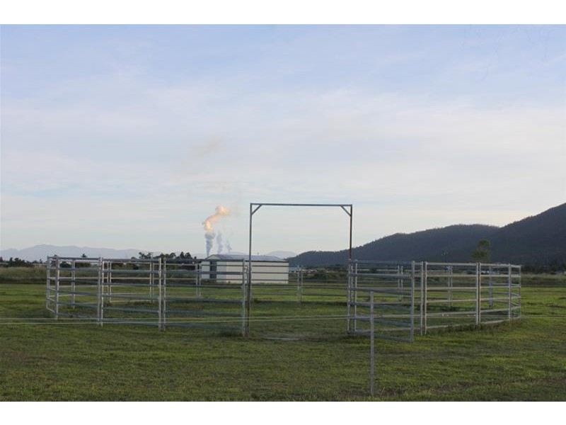 154 Old Tully Road, Tully QLD 4854