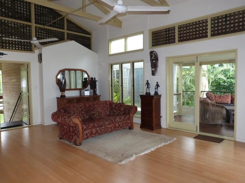 38 Koda Street, Wongaling Beach QLD 4852