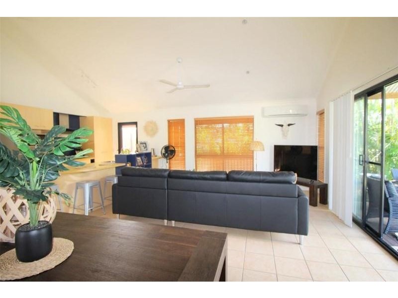 1/23 Reid Road, Wongaling Beach QLD 4852