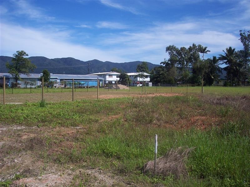 Lot 115, Lot 115 Crossan Road, Midgenoo QLD 4854