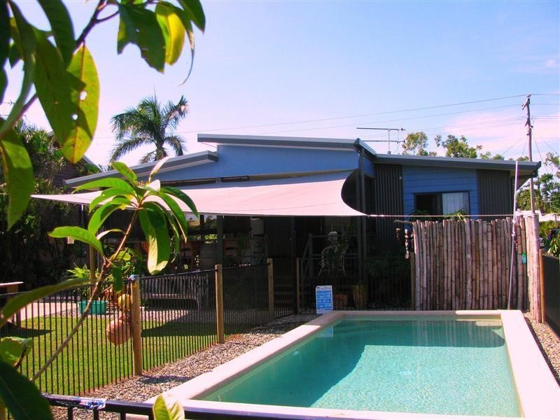 15 Buccaneer Street, South Mission Beach QLD 4852