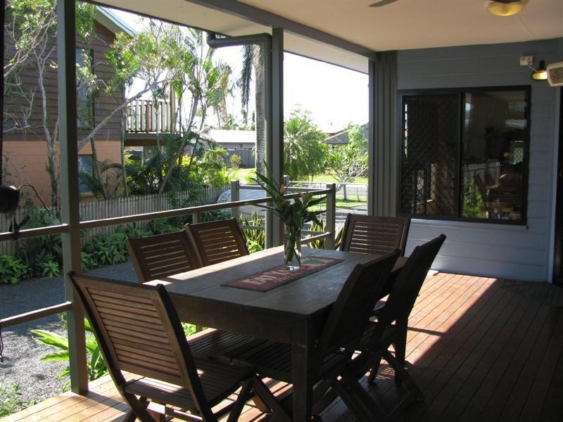 15 Buccaneer Street, South Mission Beach QLD 4852