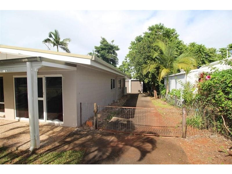 5 Derby Terrace, Mission Beach QLD 4852