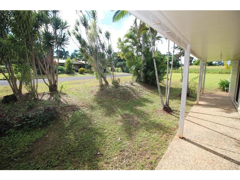 5 Derby Terrace, Mission Beach QLD 4852