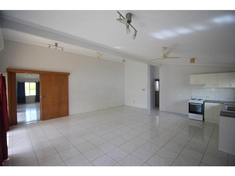 5 Derby Terrace, Mission Beach QLD 4852