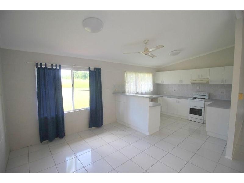 5 Derby Terrace, Mission Beach QLD 4852