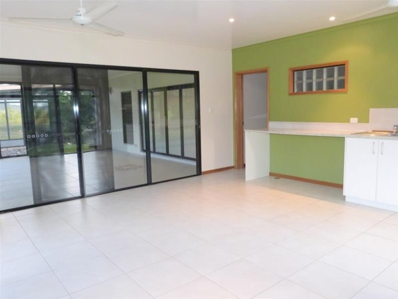 717 Old Tully Road, Djarawong QLD 4854