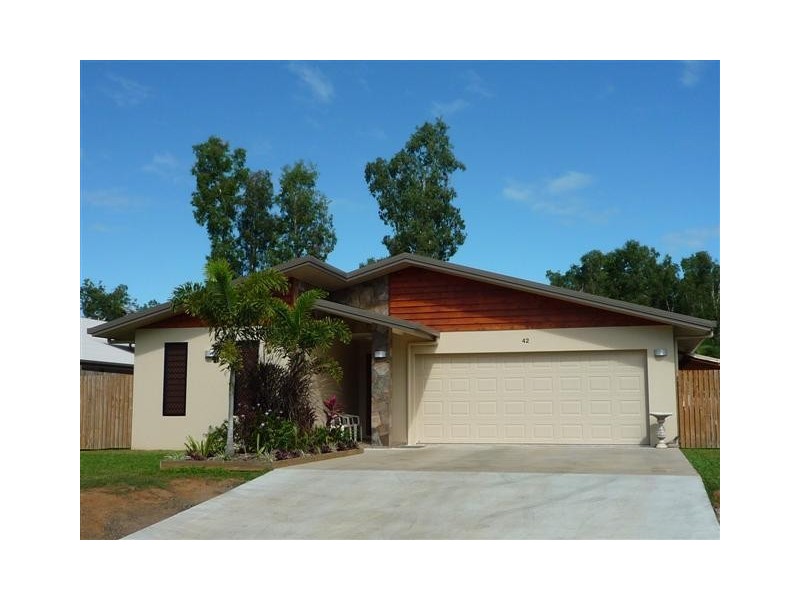 42 Conch Street, Mission Beach QLD 4852