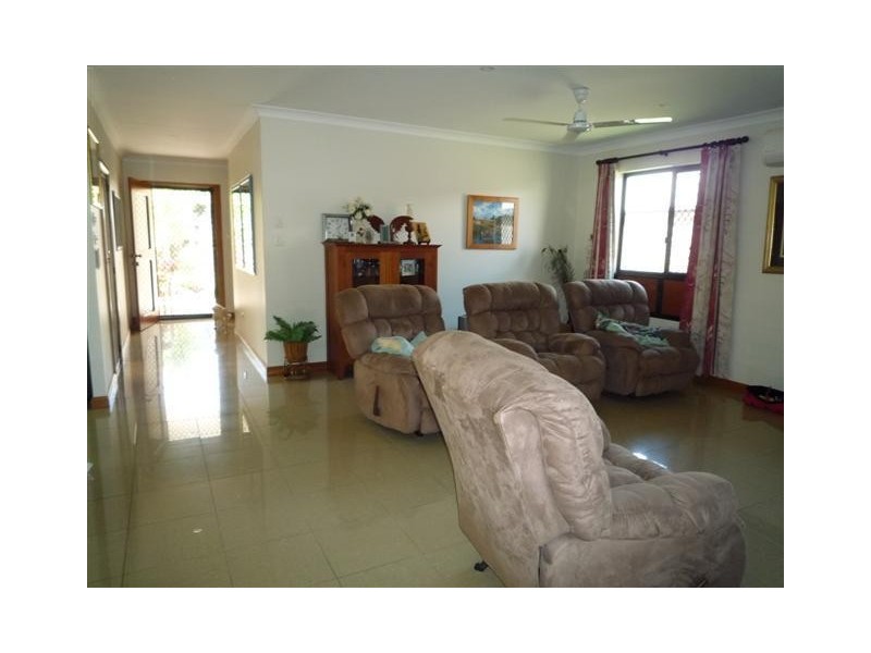 42 Conch Street, Mission Beach QLD 4852