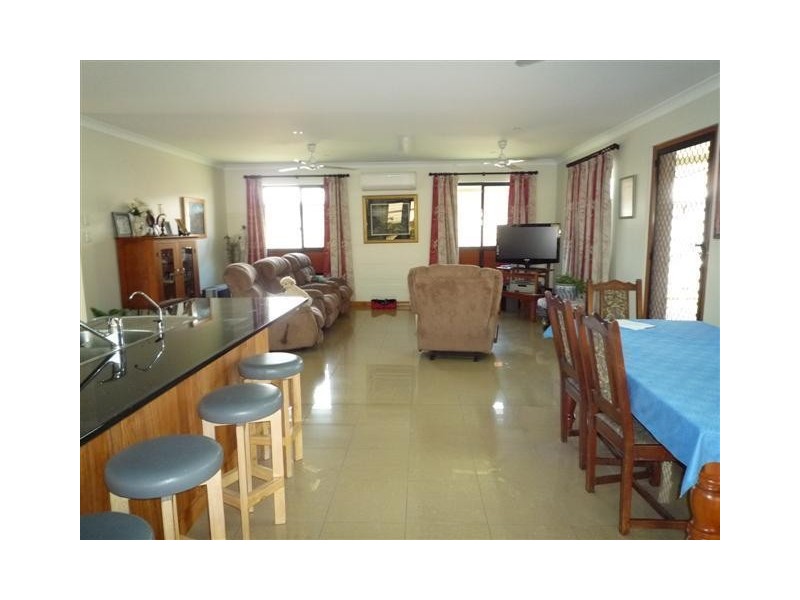 42 Conch Street, Mission Beach QLD 4852