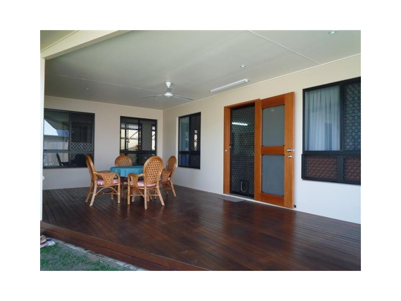 42 Conch Street, Mission Beach QLD 4852