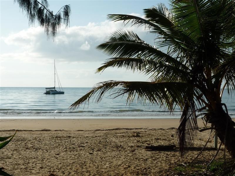 42 Conch Street, Mission Beach QLD 4852