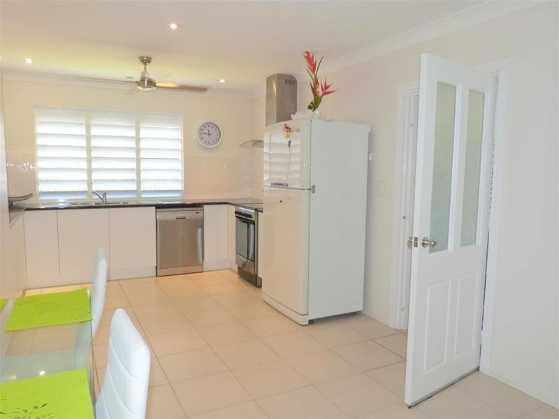 1/22 Holland Street, Wongaling Beach QLD 4852
