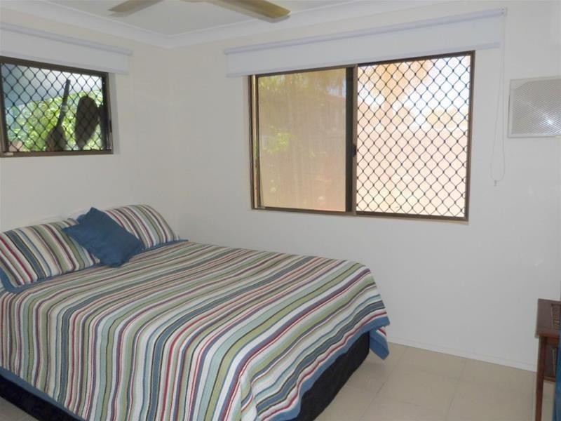 1/22 Holland Street, Wongaling Beach QLD 4852