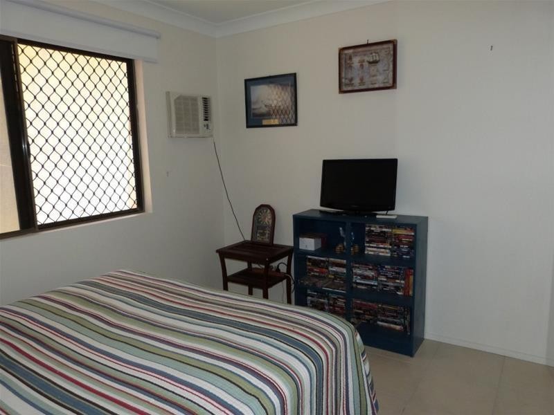 1/22 Holland Street, Wongaling Beach QLD 4852