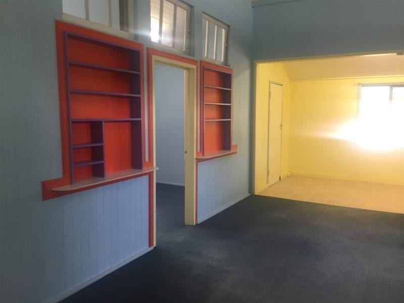 121 Taylor Street, Tully Heads QLD 4854