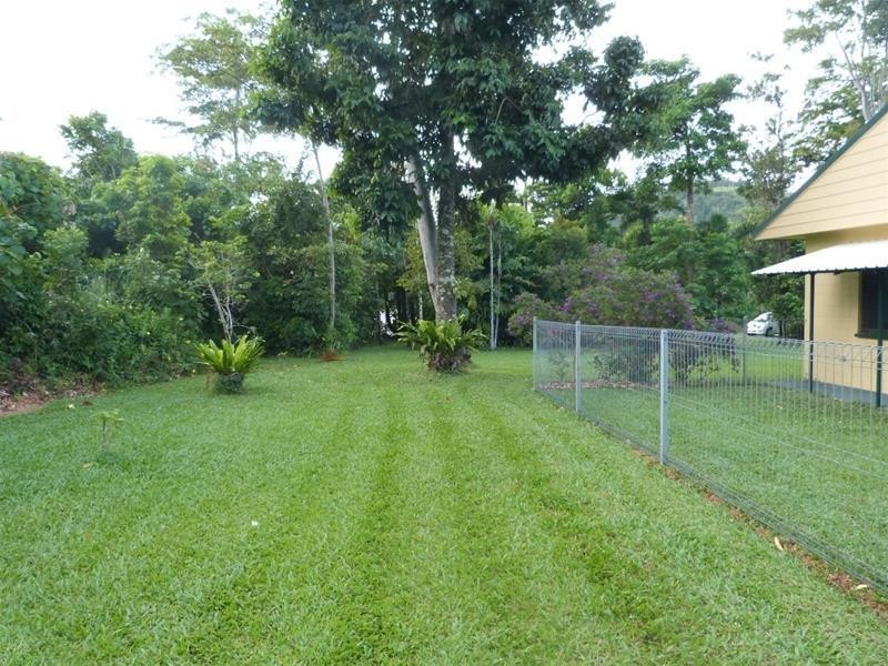 32 Bingil Bay Road, Bingil Bay QLD 4852