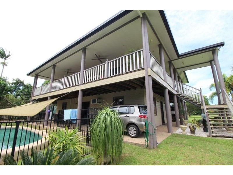 3 Rebecca Jane Parade, Kurrimine Beach QLD 4871