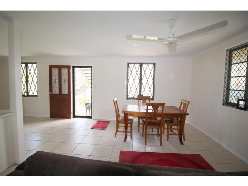 3 Rebecca Jane Parade, Kurrimine Beach QLD 4871