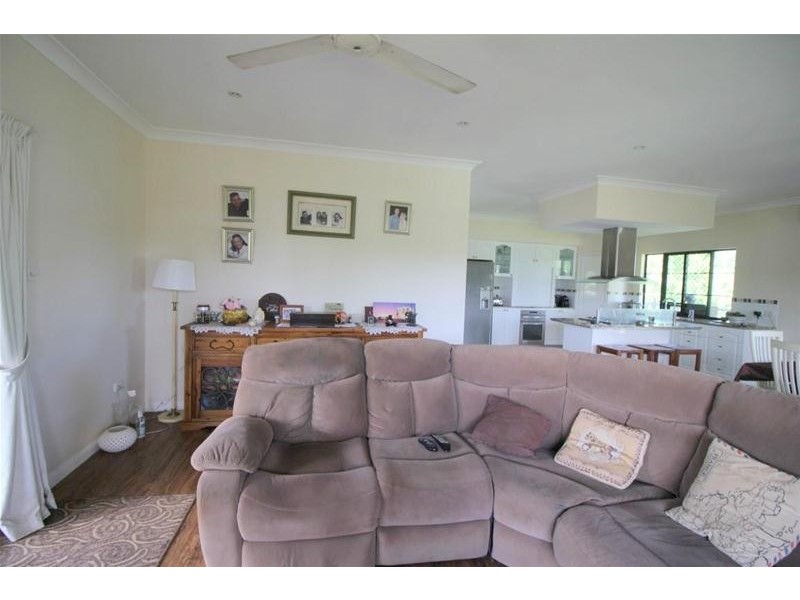 3 Rebecca Jane Parade, Kurrimine Beach QLD 4871