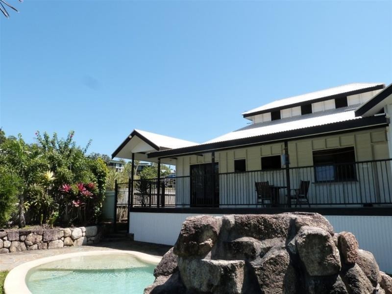 14 Genoa Court, South Mission Beach QLD 4852