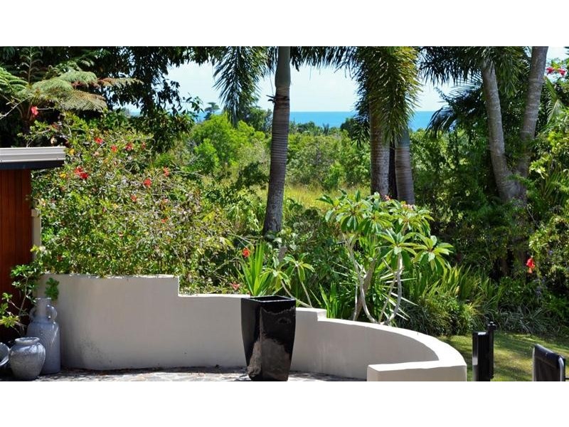 86B Cutten Street, Bingil Bay QLD 4852