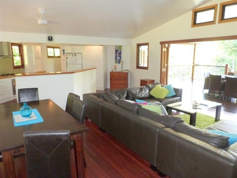 629 Bingil Bay Road, Bingil Bay QLD 4852
