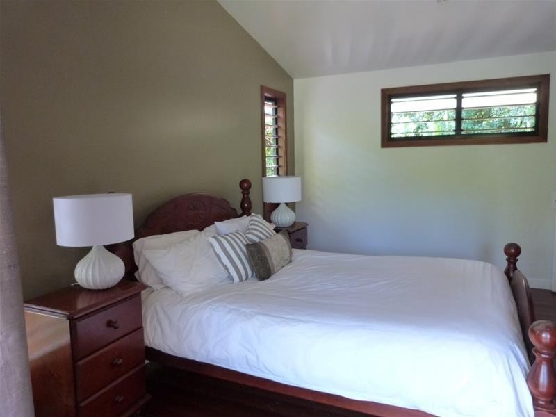 629 Bingil Bay Road, Bingil Bay QLD 4852