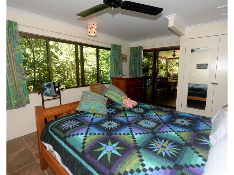 35 Reid Road, Wongaling Beach QLD 4852