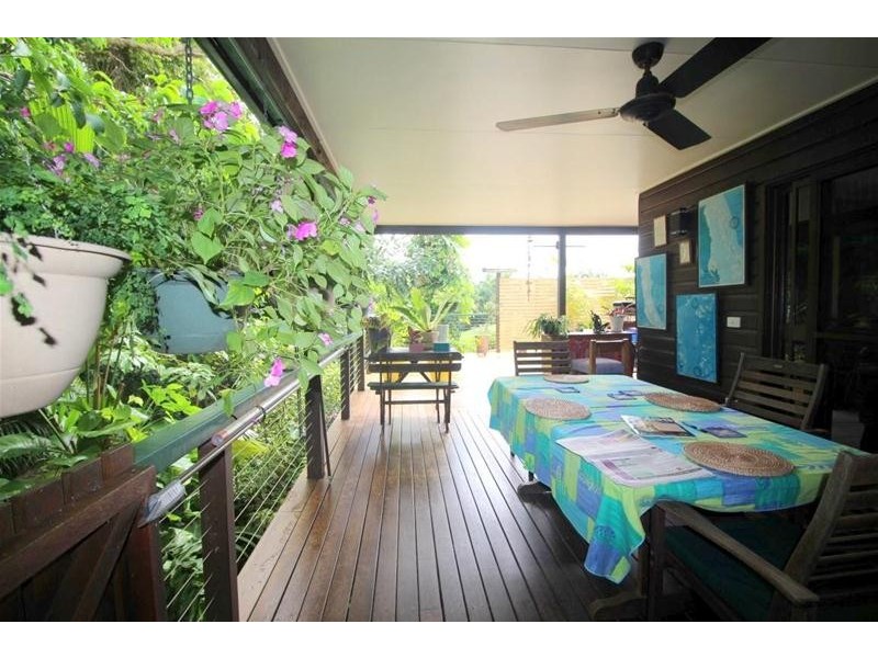 35 Reid Road, Wongaling Beach QLD 4852