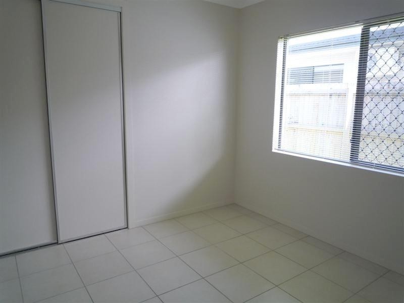 10 Spinnaker Street, South Mission Beach QLD 4852