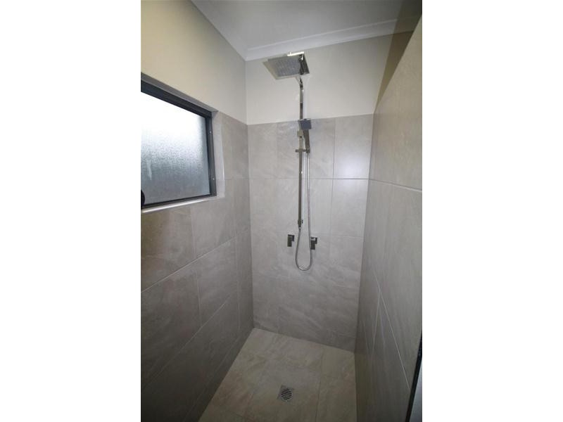 2 Graham Street, Tully QLD 4854