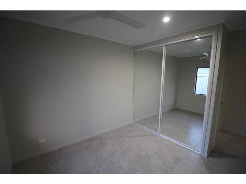 2 Graham Street, Tully QLD 4854