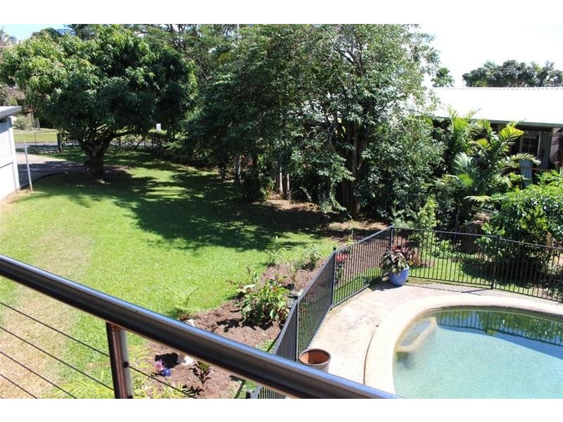 7 Webb Court, Bingil Bay QLD 4852