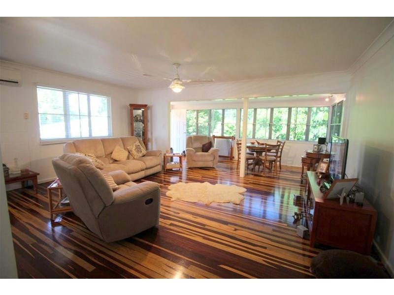 7 Webb Court, Bingil Bay QLD 4852