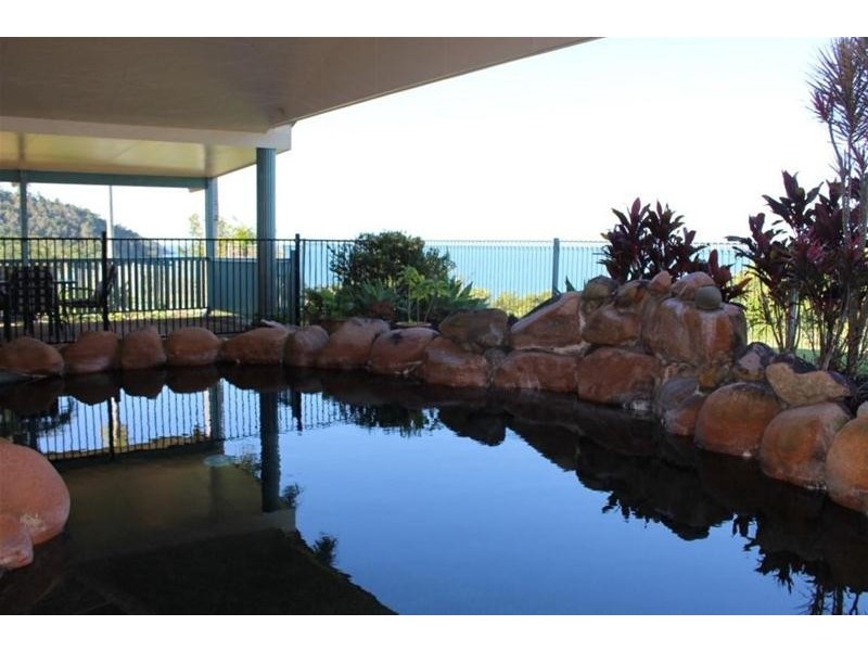 28 Pioneer Street, Bingil Bay QLD 4852