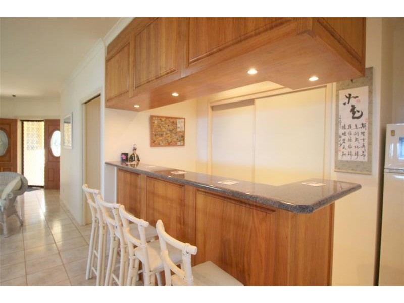 28 Pioneer Street, Bingil Bay QLD 4852