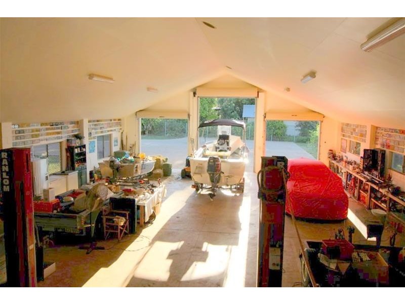 28 Pioneer Street, Bingil Bay QLD 4852