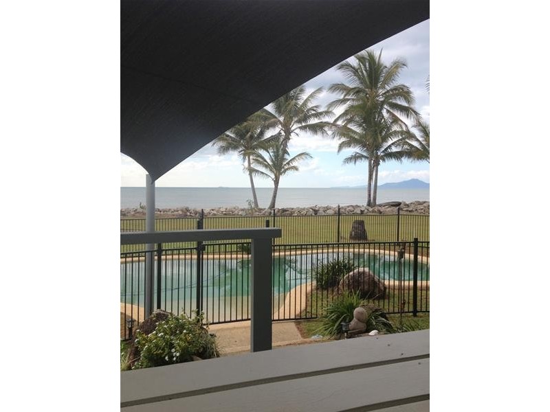 28 Taylor Street, Tully Heads QLD 4854