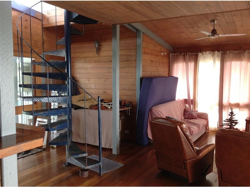 28 Taylor Street, Tully Heads QLD 4854