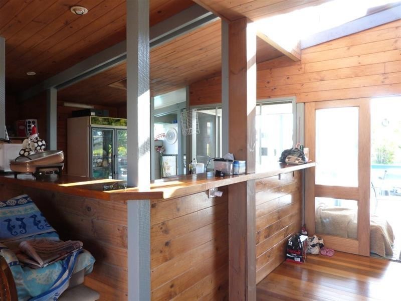 28 Taylor Street, Tully Heads QLD 4854