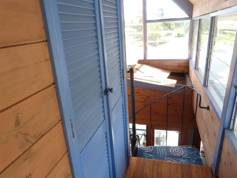 28 Taylor Street, Tully Heads QLD 4854