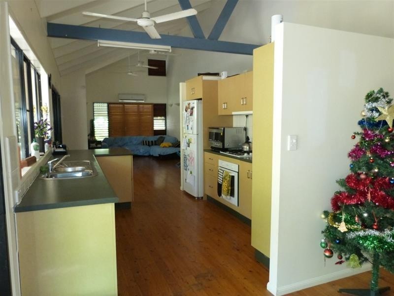 29 Buccaneer Street, South Mission Beach QLD 4852