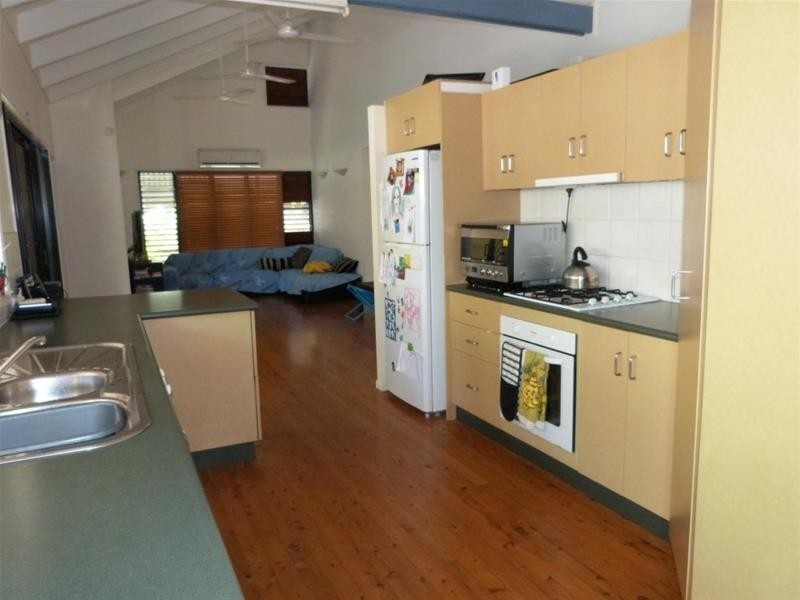 29 Buccaneer Street, South Mission Beach QLD 4852