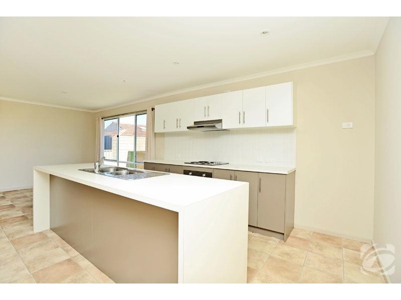 78 Whinnerah Avenue, Aldinga Beach SA 5173