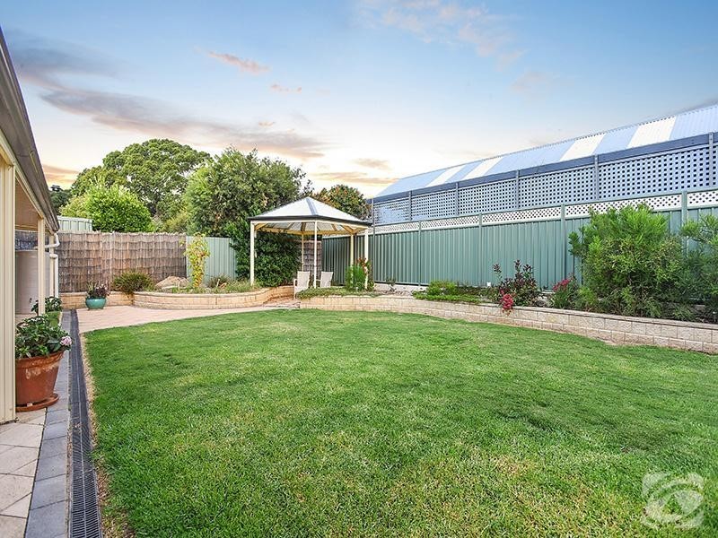 27 Kernick Avenue, Willunga SA 5172