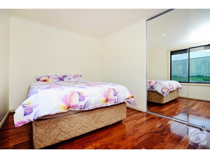 16 Lennard Drive, Moana SA 5169