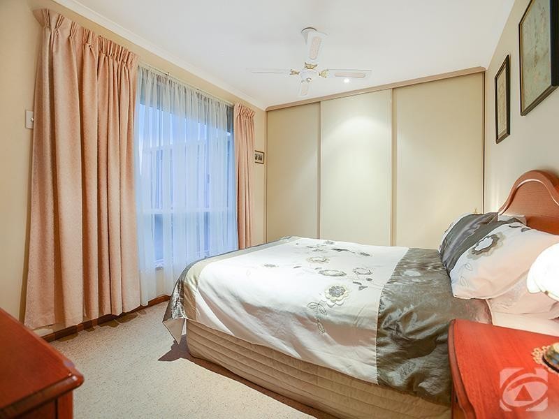 1 Allman Avenue, Woodcroft SA 5162