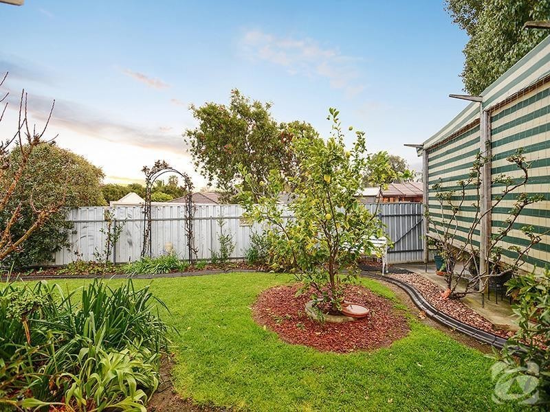 1 Allman Avenue, Woodcroft SA 5162